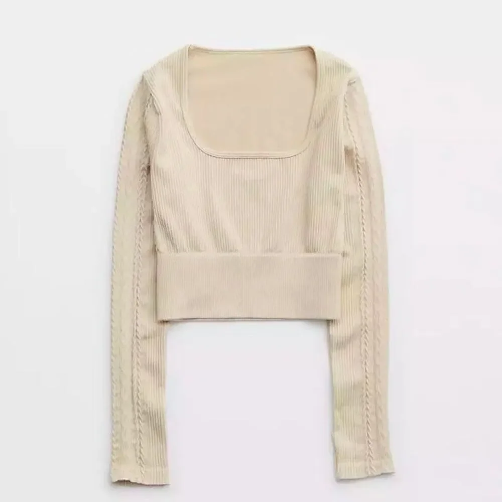 OFFLINE By Aerie Seamless Cable Square Neck long sleeve T-Shirt crop top OAT bei